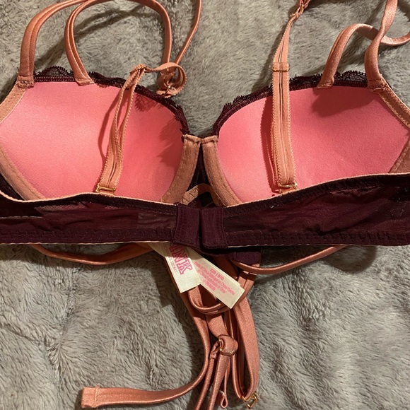 Like New VS PINK bra - Picture 2 of 4